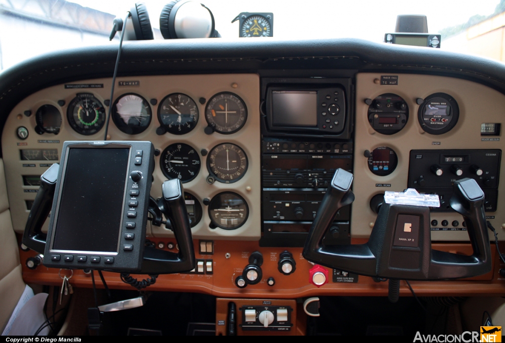TG-HAF - Cessna R172K Hawk XP II - Privado