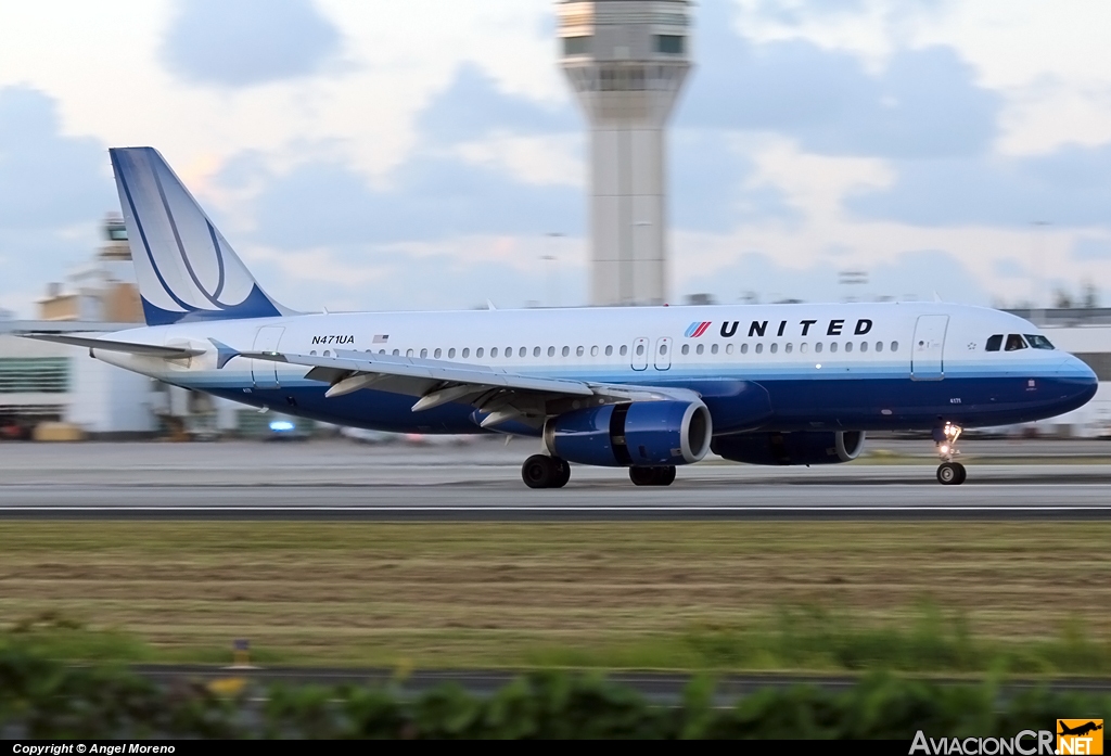 N471UA - Airbus A320-232 - United Airlines
