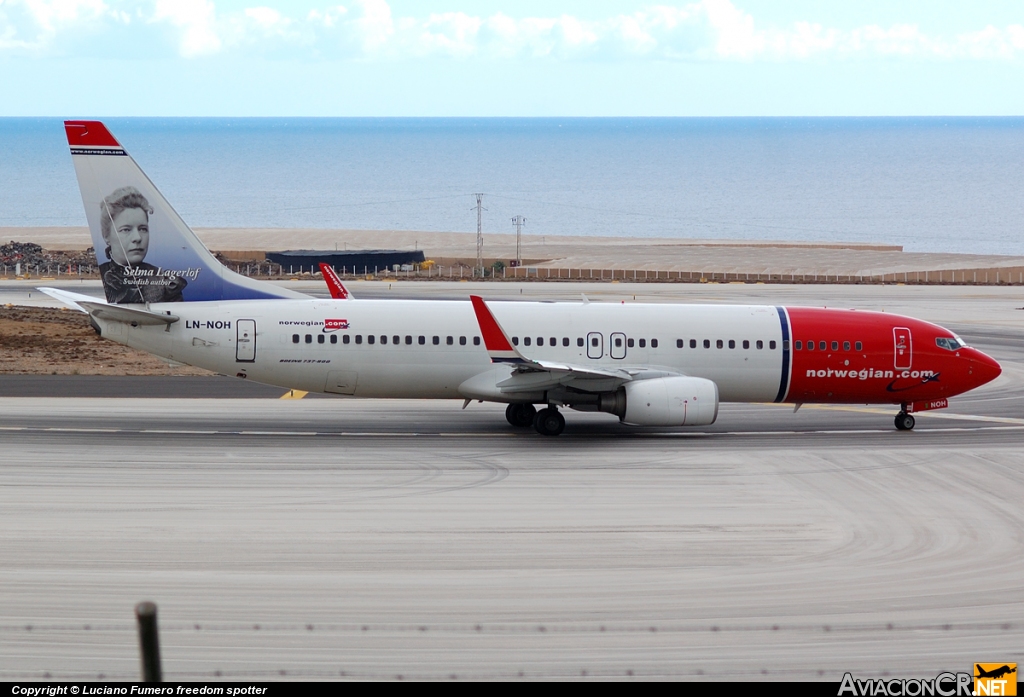 LN-NOH - Boeing 737-86N - Norwegian Air Shuttle