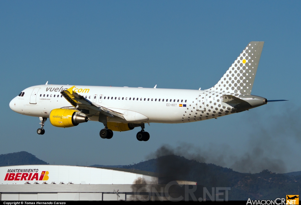 EC-KKT - Airbus A320-214 - Vueling