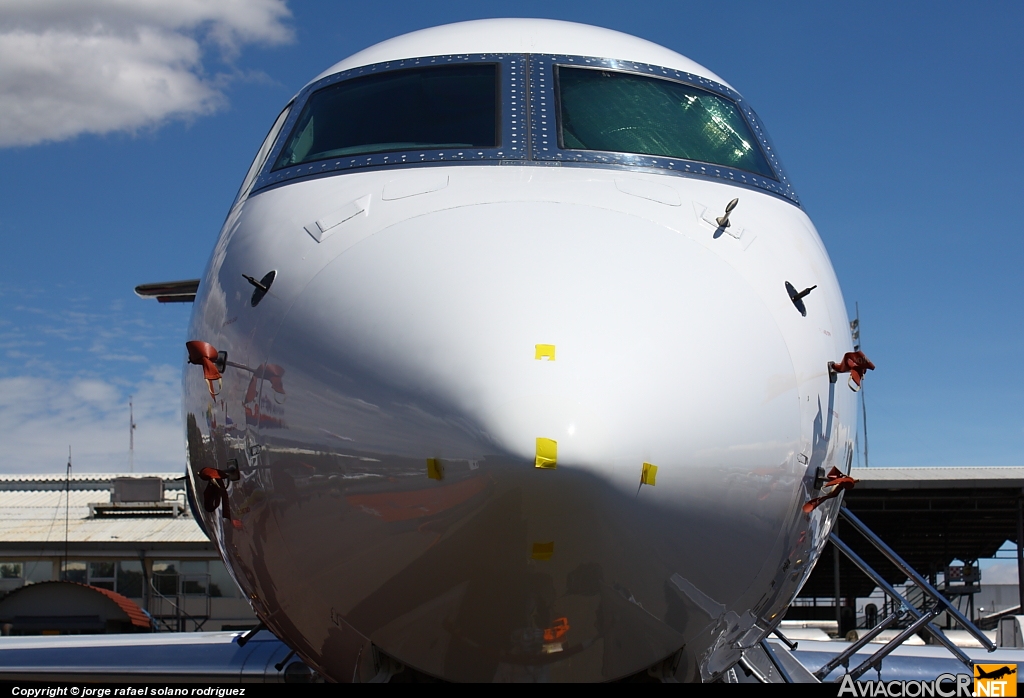 N677F - Gulfstream G-V - NSF Natinal Science Foundation.