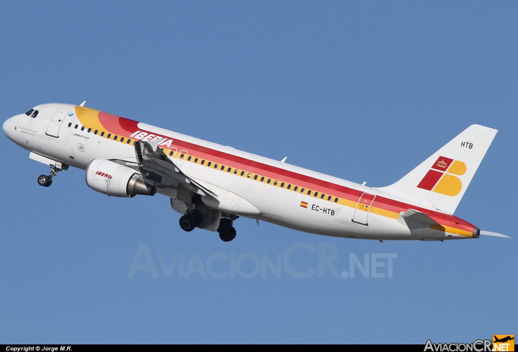 EC-HTB - Airbus A320-214 - Iberia