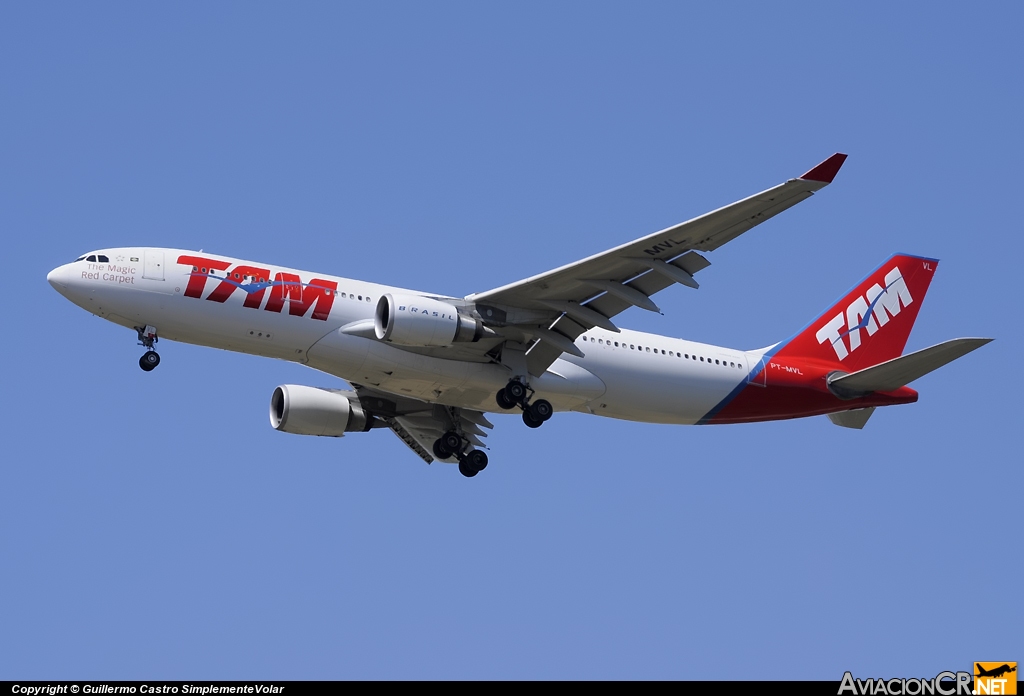 PT-MVL - Airbus A330-203 - TAM