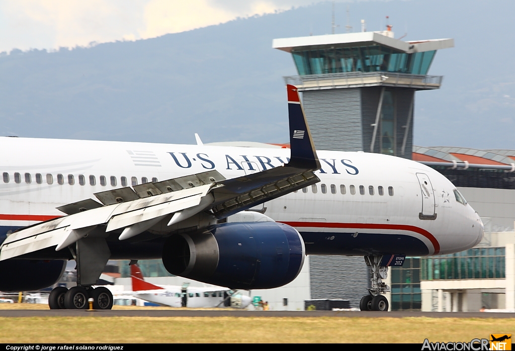 N202UW - Boeing 757-2B7 - US Airways