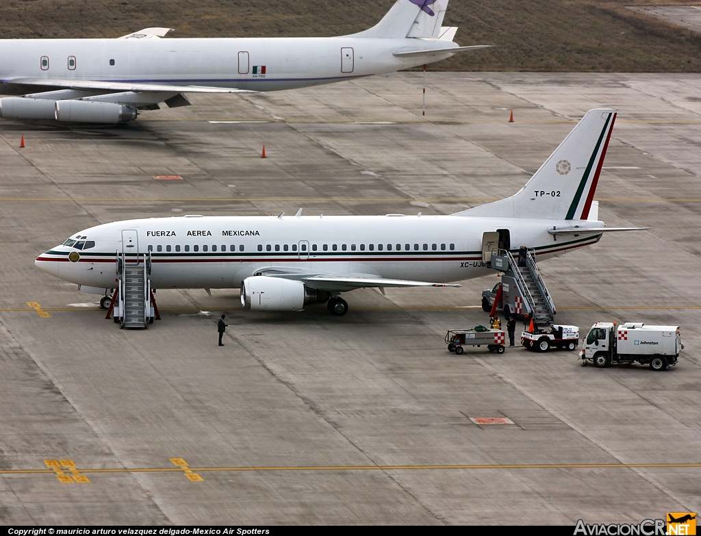 XC-UJB - Boeing 737-33A - Fuerza Aerea Mexicana FAM