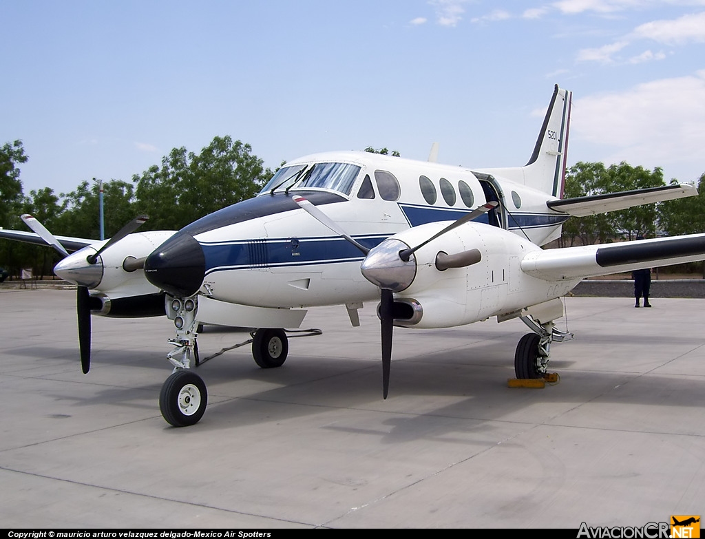 5201 - Beechcraft C90 King Air - Fuerza Aerea Mexicana FAM