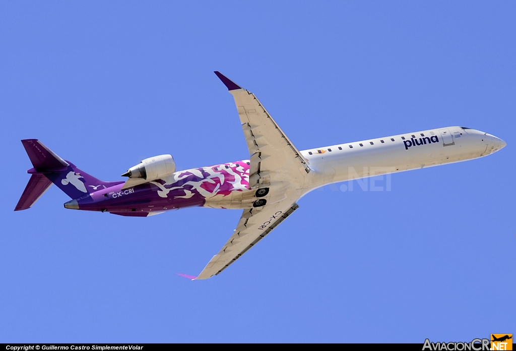 CX-CRI - Canadair CL-600-2D24 Regional Jet CRJ-900 - Pluna Uruguay