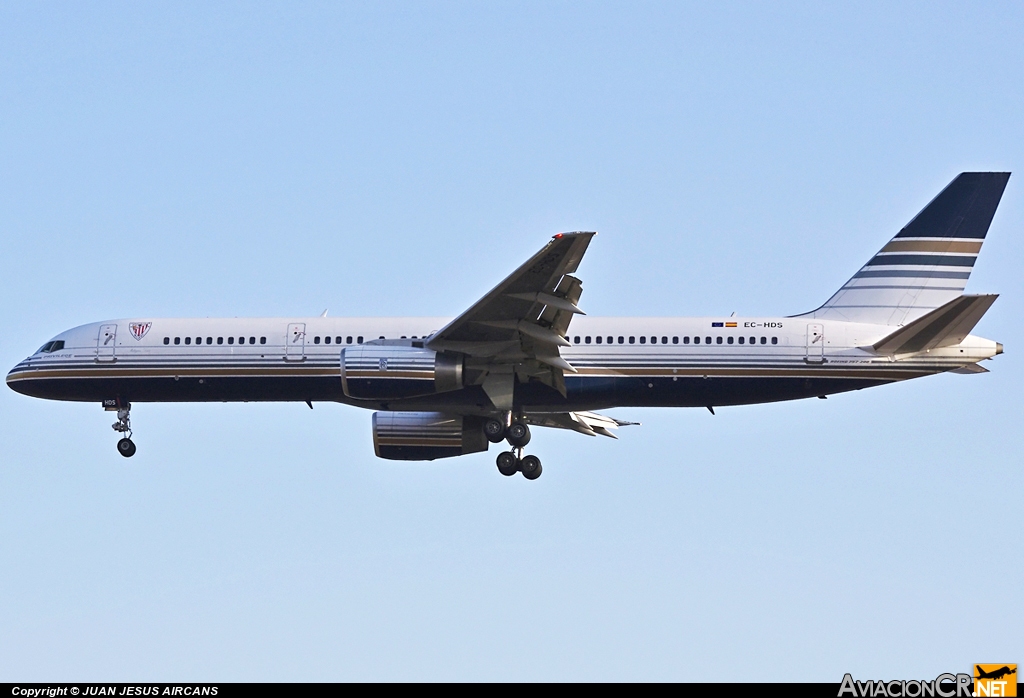 EC-HDS - Boeing 757-256 - Privilege Style