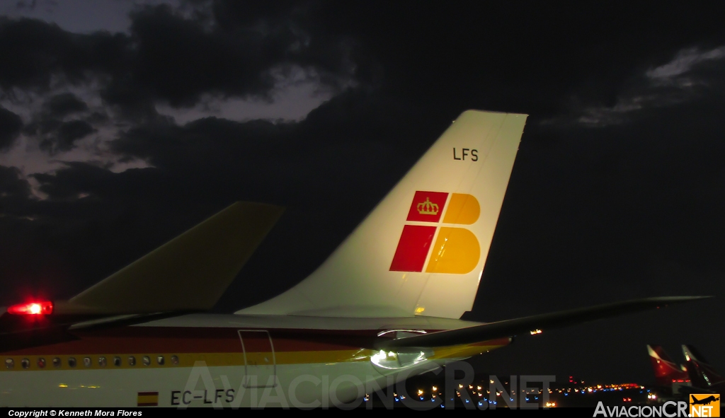 EC-LFS - Airbus A340-642 - Iberia