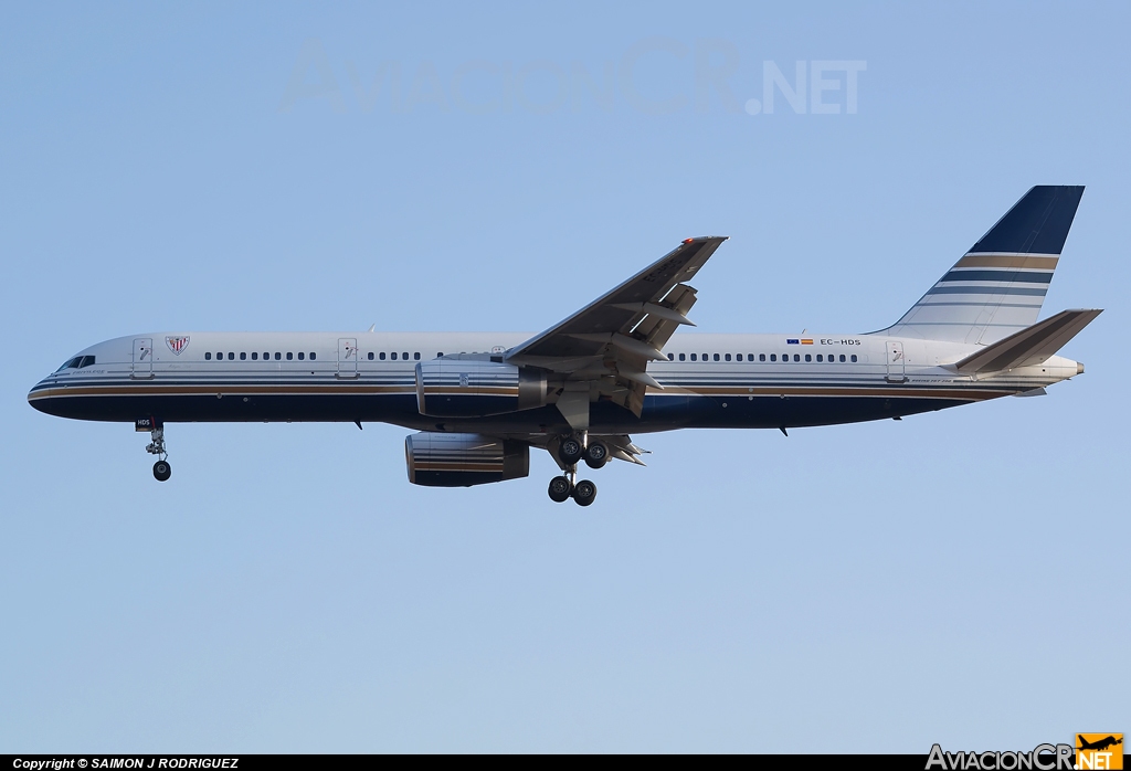 EC-HDS - Boeing 757-256 - Privilege Style