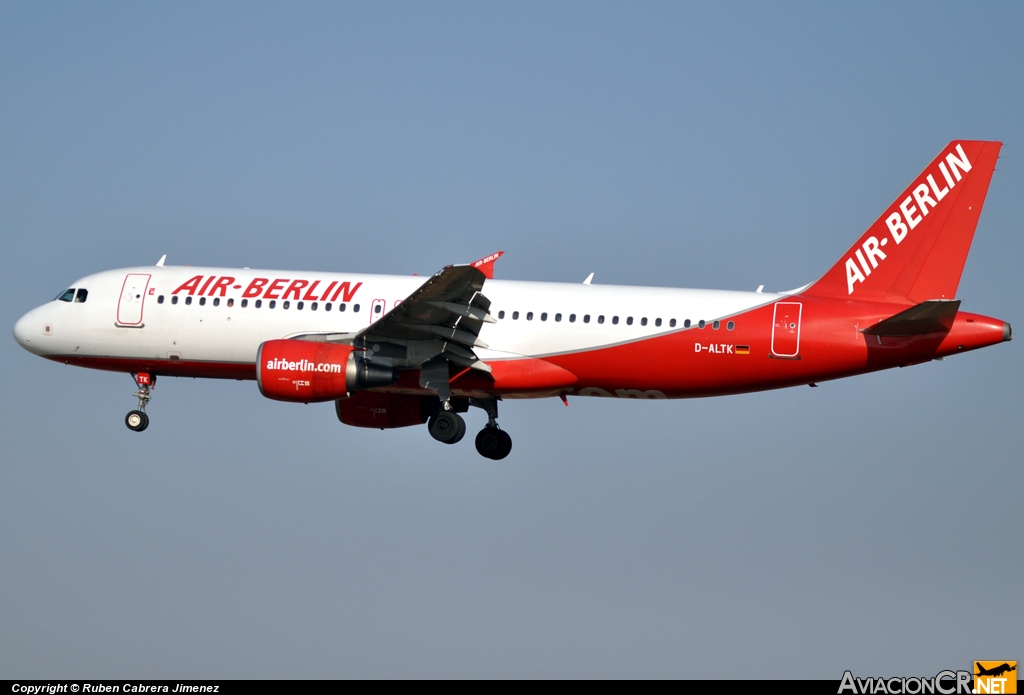 D-ALTK - Airbus A320-214 - Air Berlin
