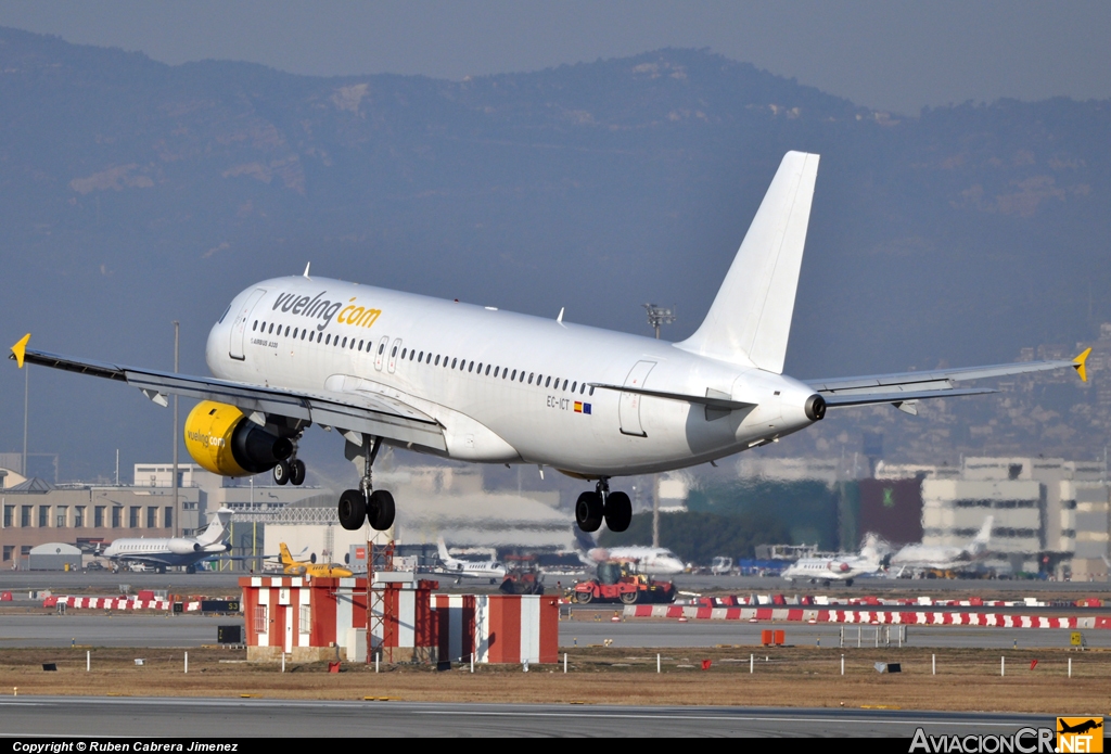 EC-ICT - Airbus A320-211 - Vueling