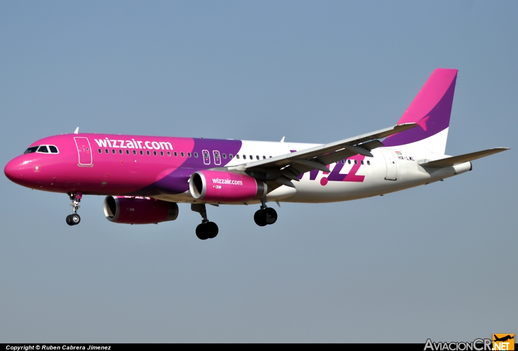 HA-LWL - Airbus A320-232 - Wizz Air