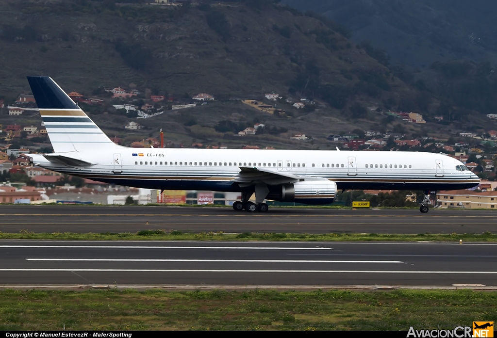 EC-HDS - Boeing 757-256 - Privilege Style