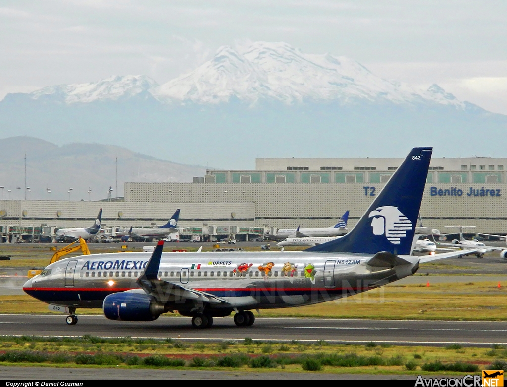 N842AM - Boeing 737-752 - Aeromexico