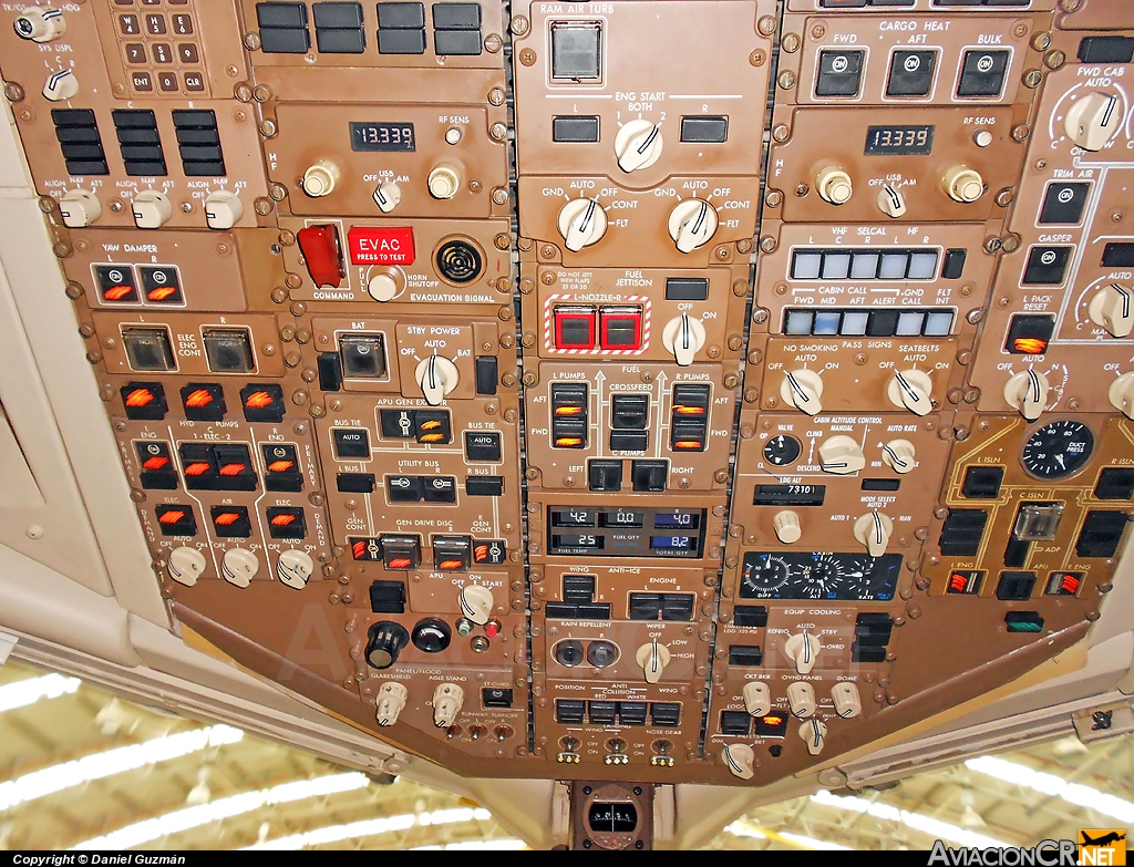 XA-JBC - Boeing 767-284 (ER) - Aeromexico