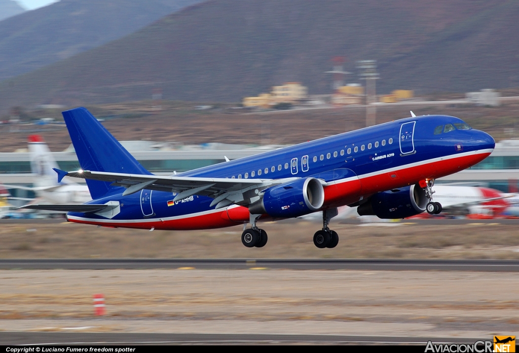 D-AHHB - Airbus A319-112 - Hamburgo Airways (HAY)
