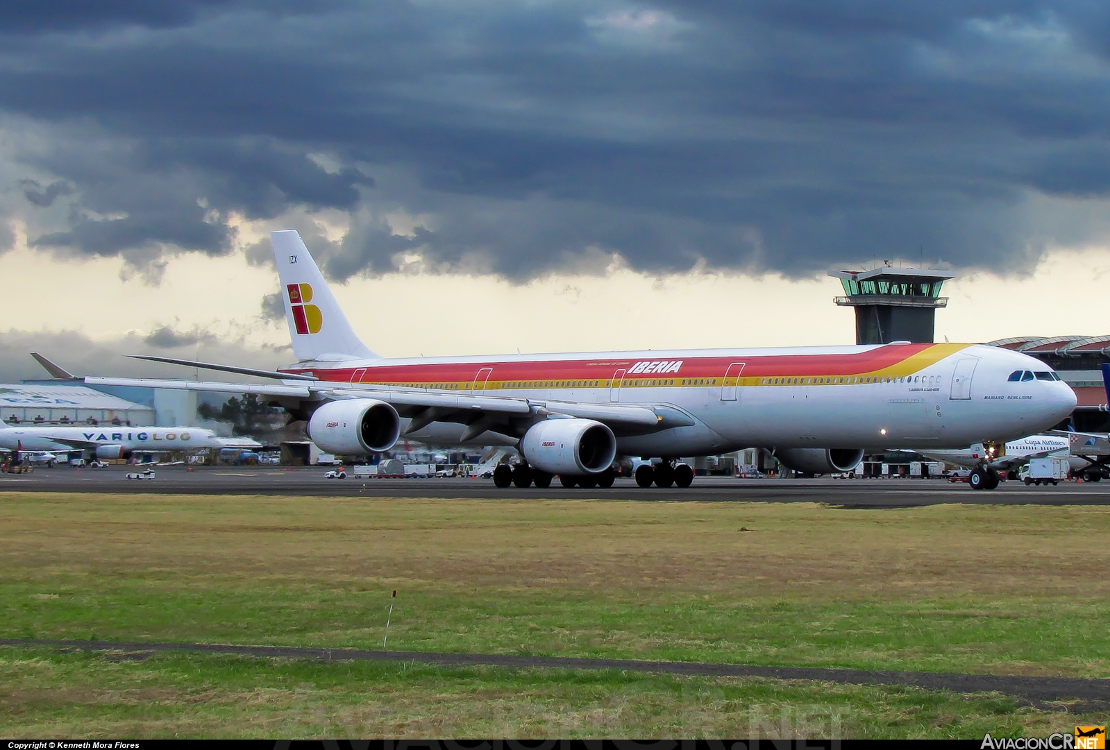 EC-IZX - Airbus A340-642 - Iberia