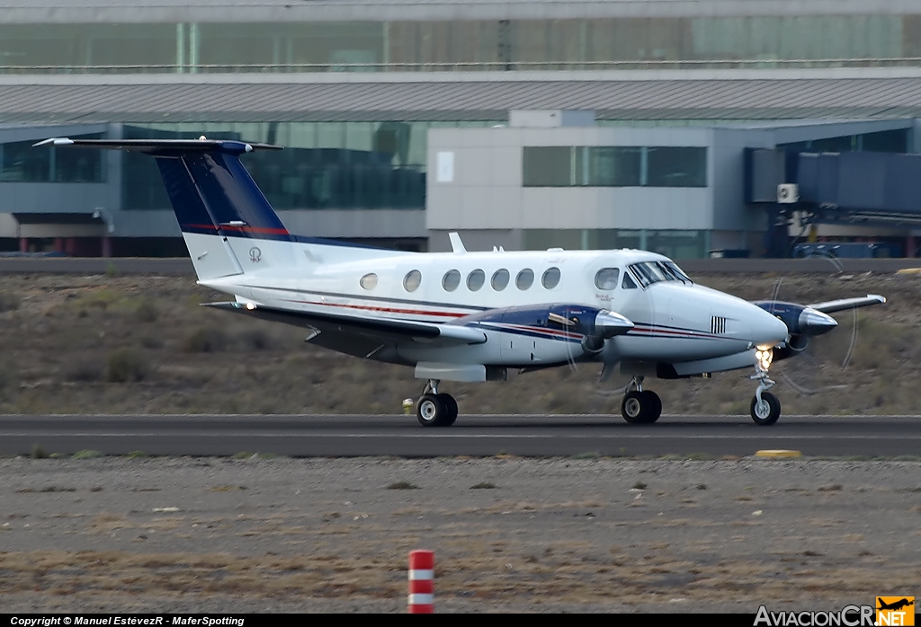 G-CEGR - Beechcraft Super King Air B200 - CEG - Henfield Lodge Aviation Ltd