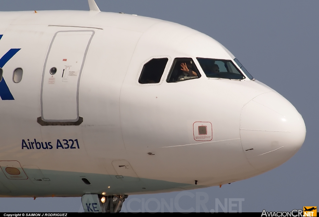 OY-VKE - Airbus A321-211 - Thomas Cook Airlines (Scandinavia)