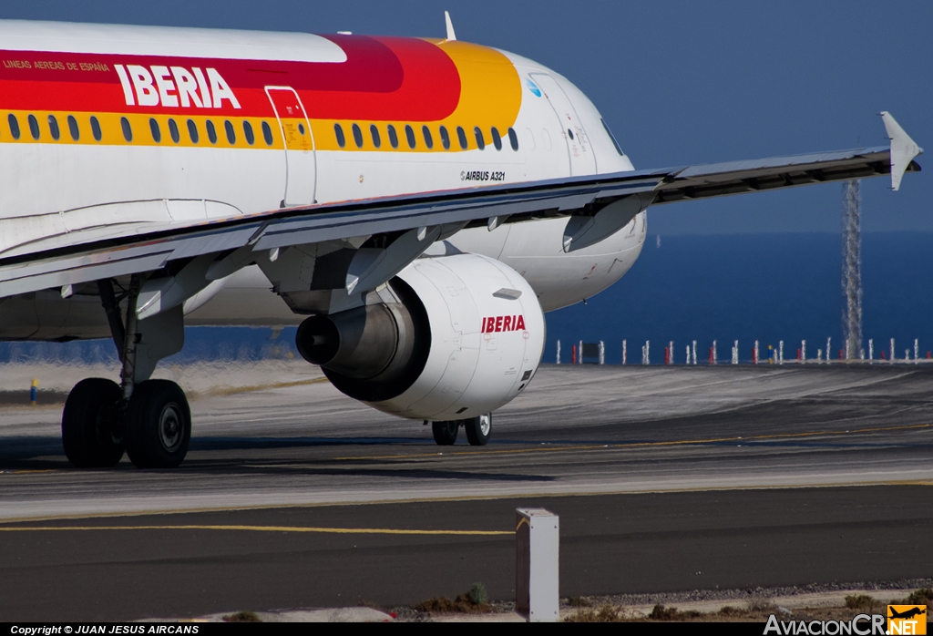 EC-JZM - Airbus A321-211 - Iberia