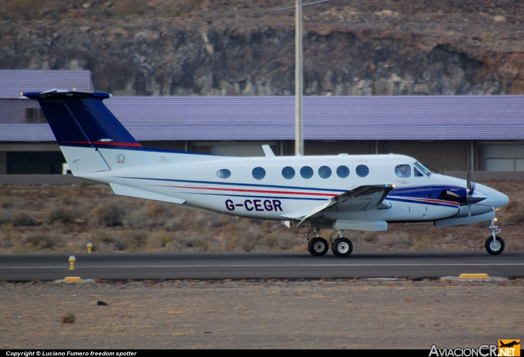G-CEGR - Beechcraft Super King Air B200 - CEG - Henfield Lodge Aviation Ltd