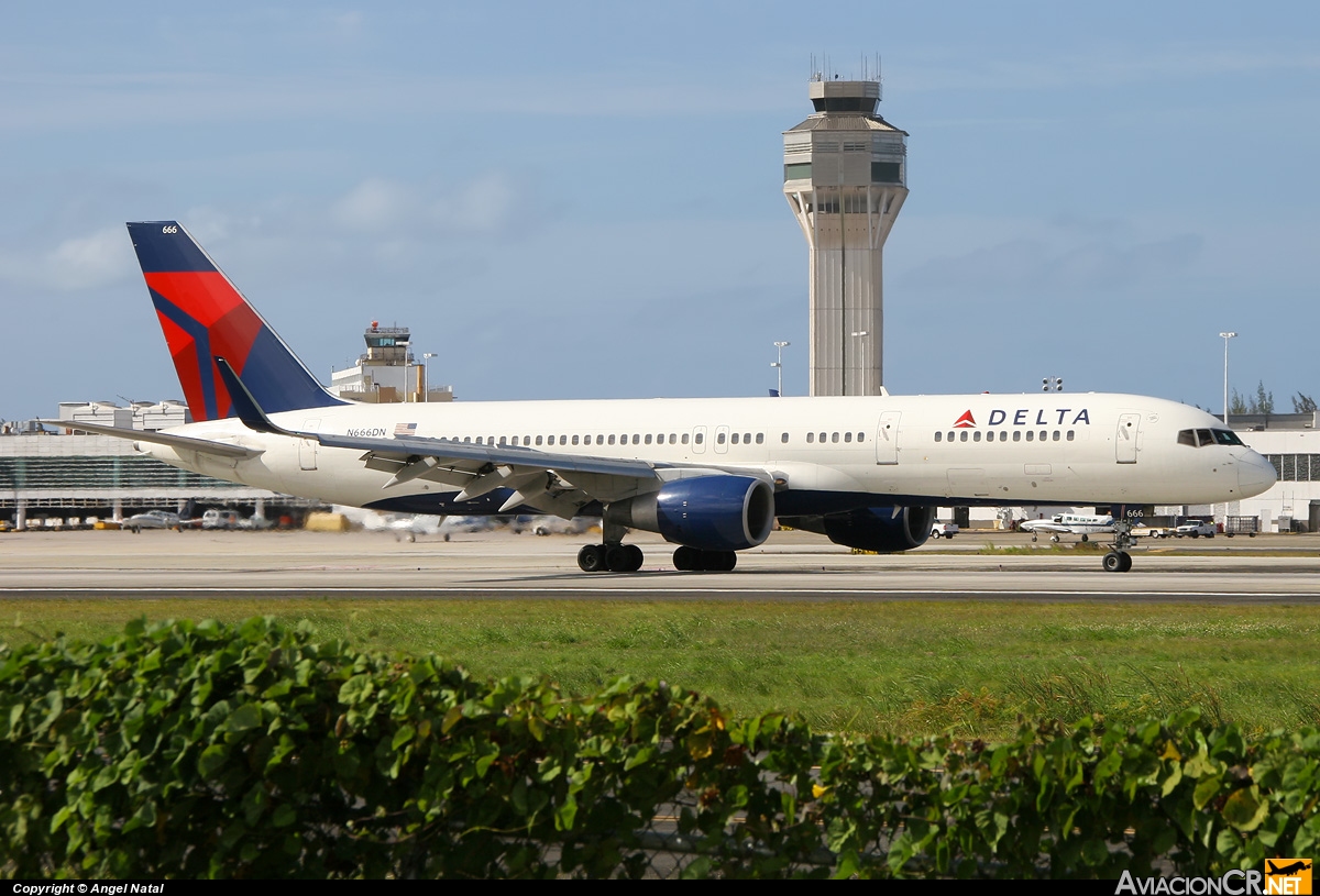 N666DN - Boeing 757-232 - Delta Air Lines