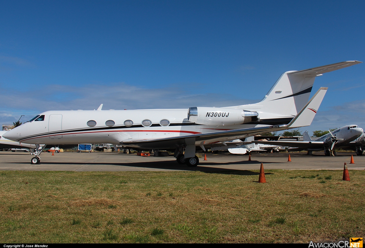 N300UJ - Gulfstream G-III - Privado