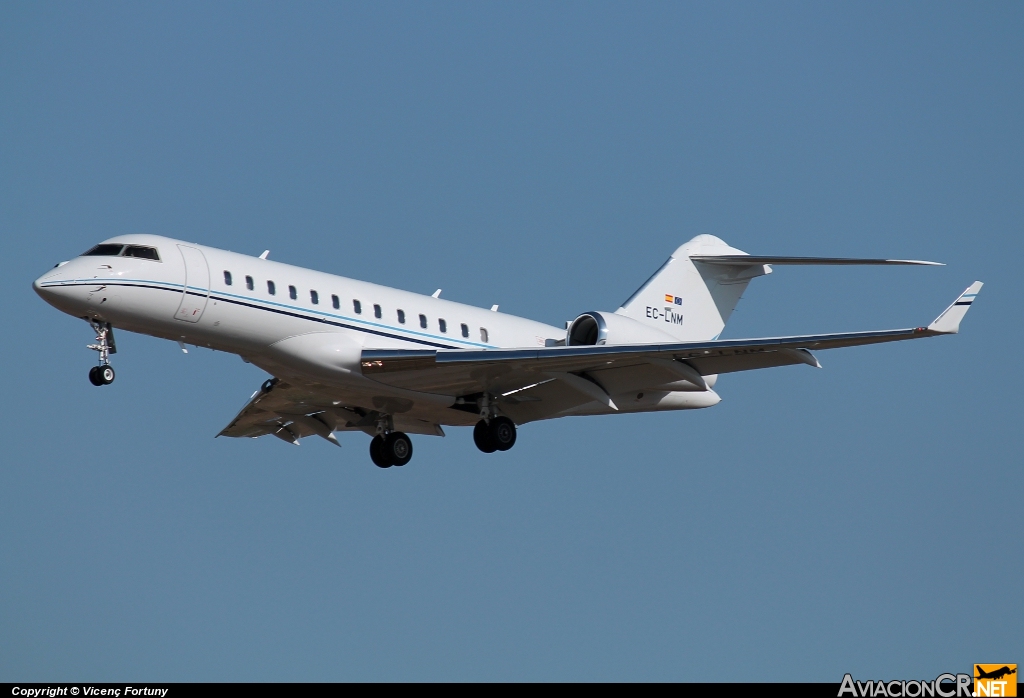 EC-LNM - Bombardier BD-700-1A10 Global Express - Privado