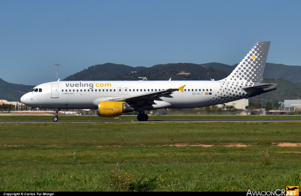 EC-KLT - Airbus A320-216 - Vueling