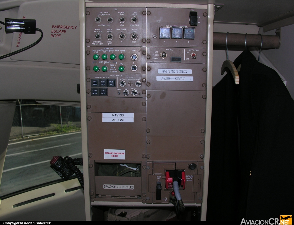 N19130 - Boeing 757-232 - Continental Airlines