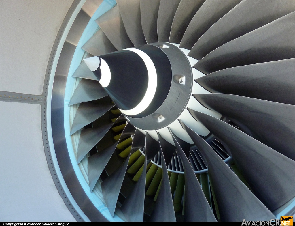 N683TA - Airbus A320-233 - TACA