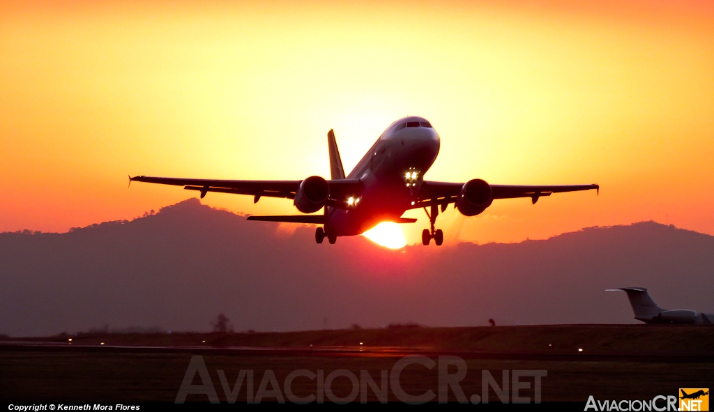 N991TA - Airbus A319-112 - TACA