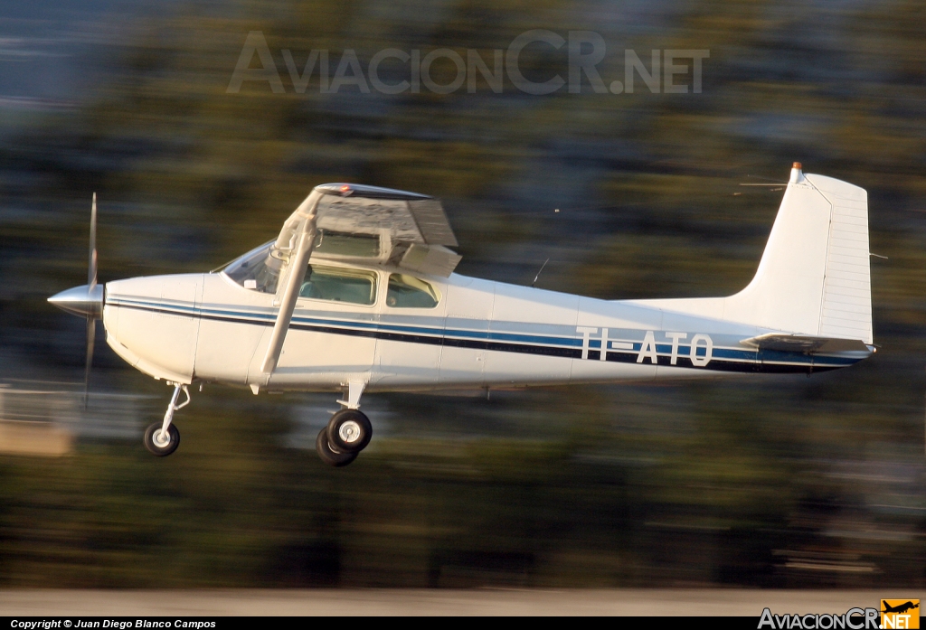TI-ATO - Cessna 182A Skylane - Privado