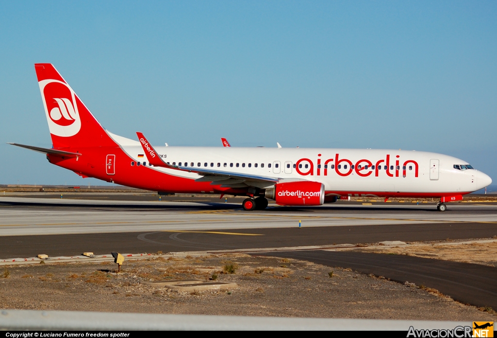 D-ABKS - Boeing 737-86J - Air Berlin