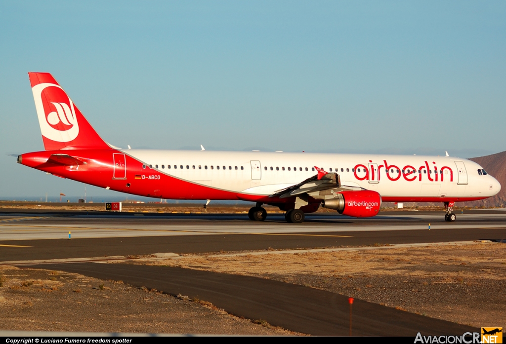 D-ABCG - Airbus A321-211 - Air Berlin