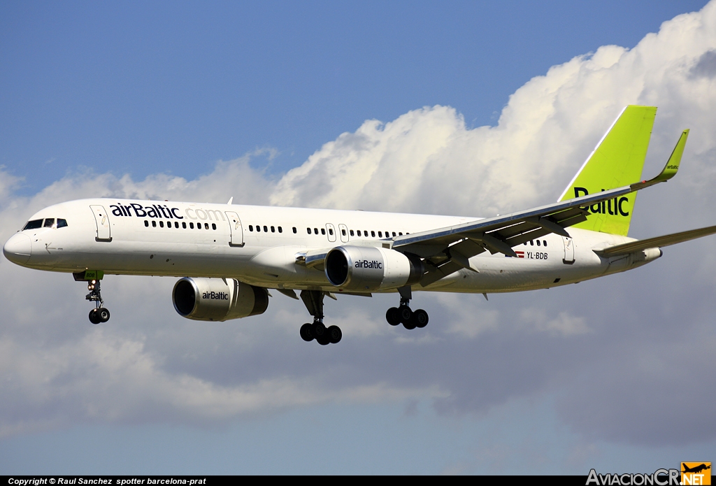YL-BDB - Boeing 757-256 - Privado