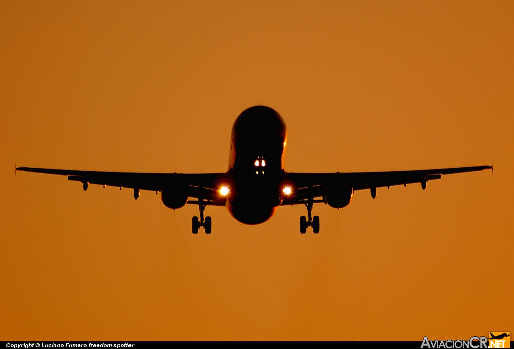 G-OZBO - Airbus A321-231 - Monarch Airlines