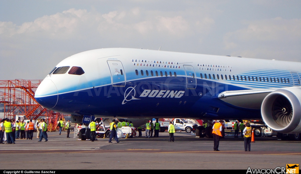 N787BX - Boeing 787-881 Dreamliner - Boeing Company