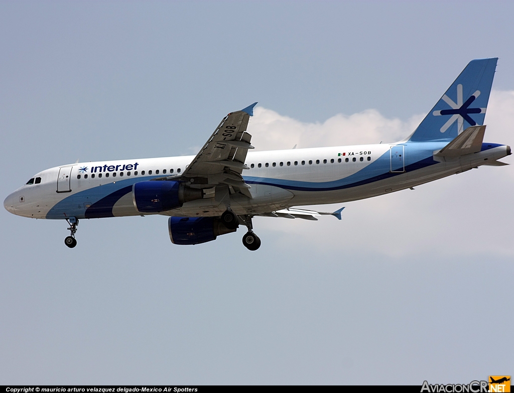 XA-SOB - Airbus A320-214 - Interjet