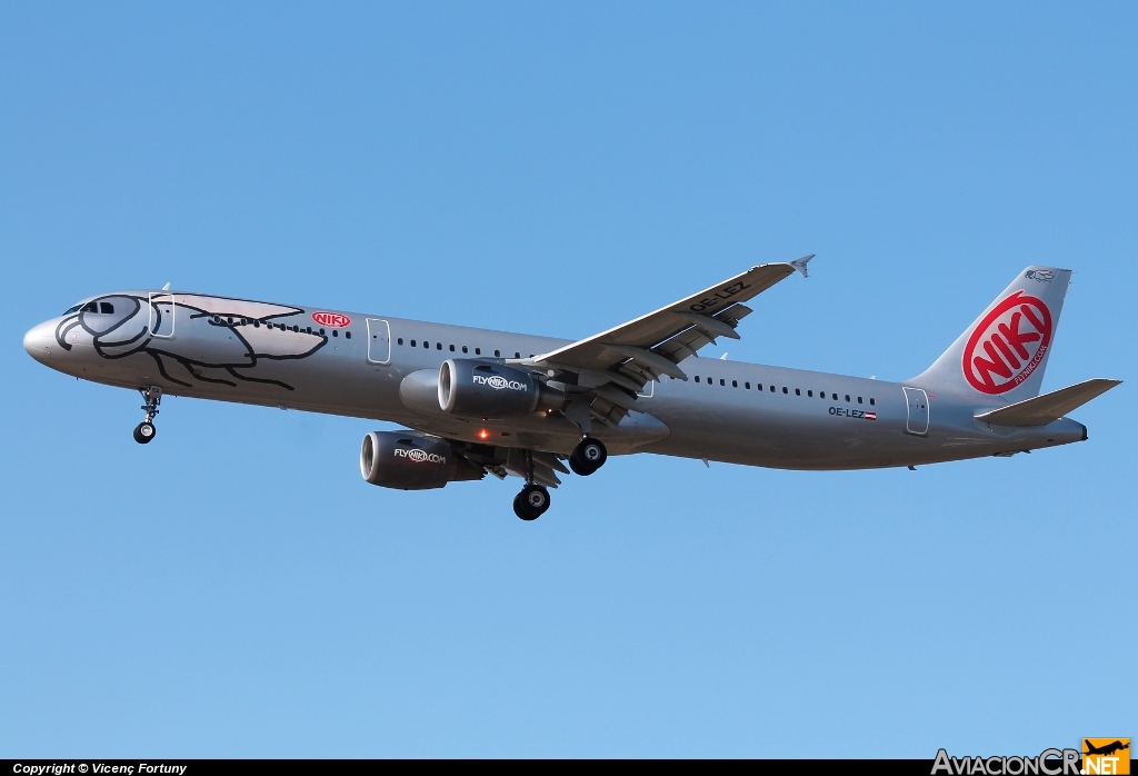 OE-LEZ - Airbus A321-211 - NIKI