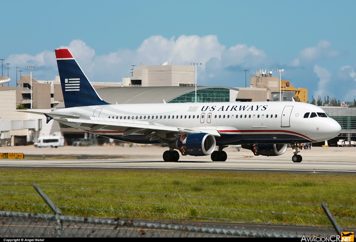 N127UW - Airbus A320-214 - US Airways