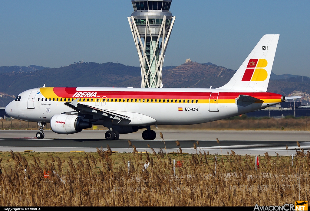 EC-IZH - Airbus A320-214 - Iberia