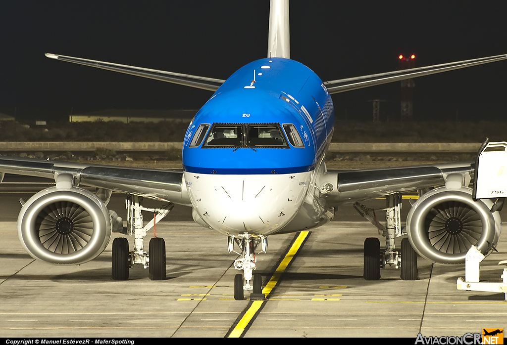 PH-EZU - Embraer 190-100STD - KLM Cityhopper