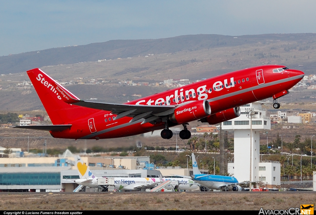OY-MRH - Boeing 737-7L9 - Sterling