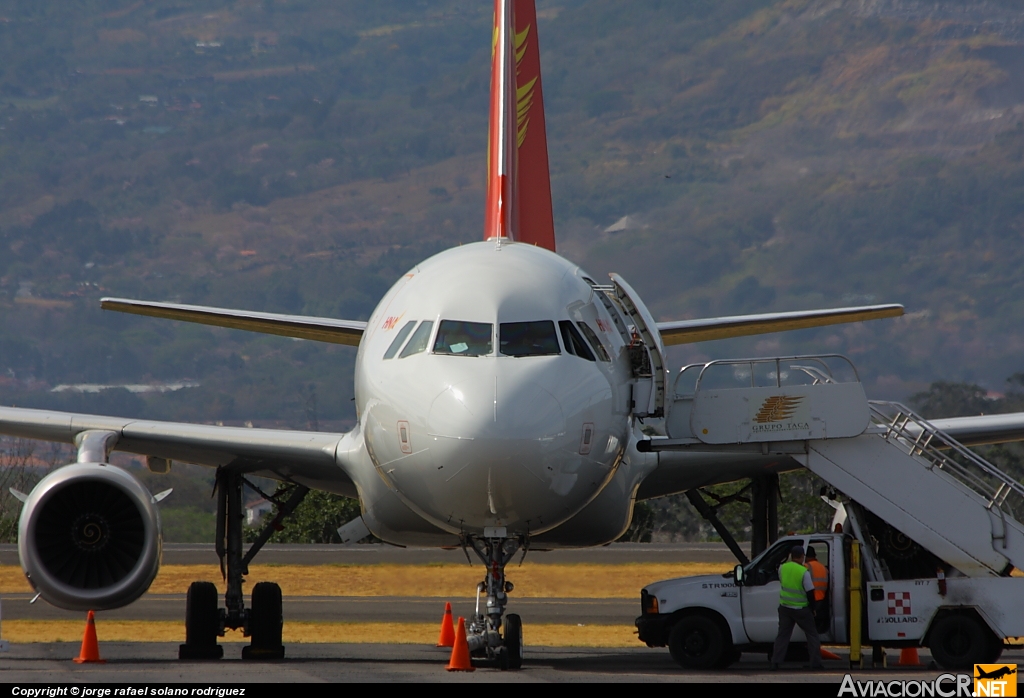 B-6418 - Airbus A319-133X CJ - Capital Airlines