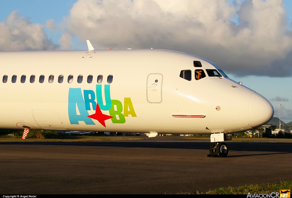 PJ-MDD - McDonnell Douglas MD-82 (DC-9-82) - Insel Air