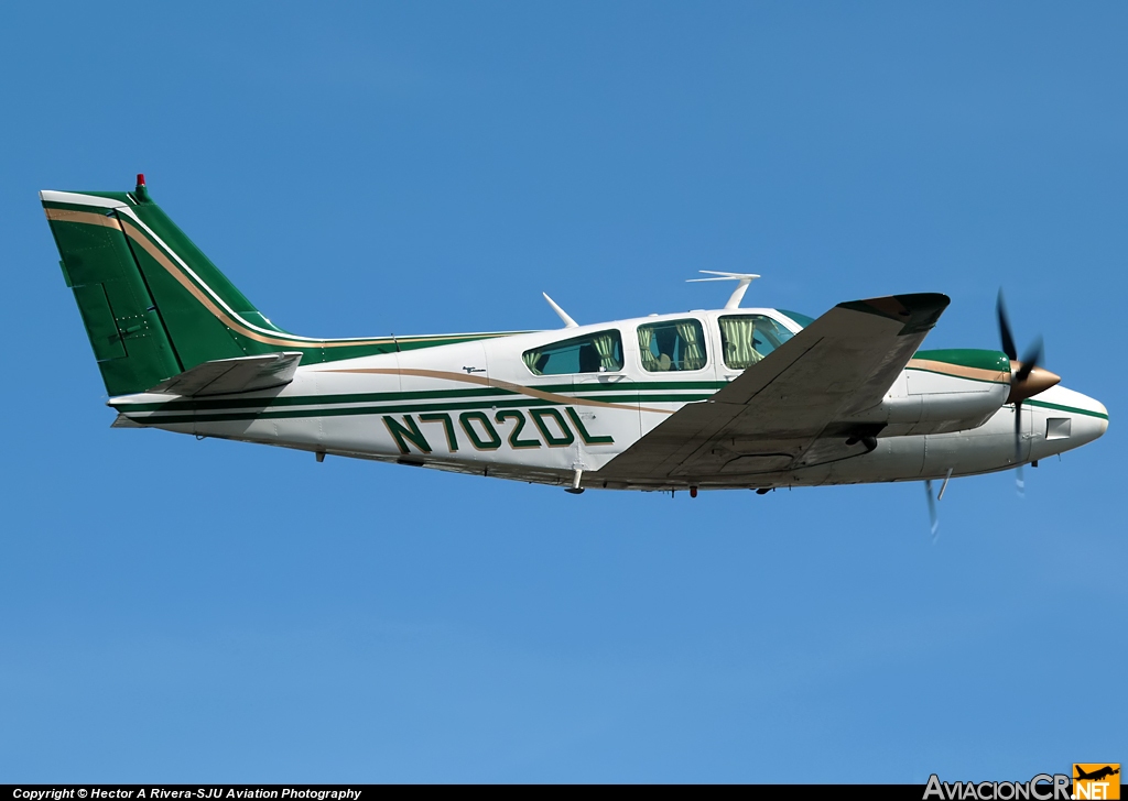 N702DL - Beech 95-C55 - Privado