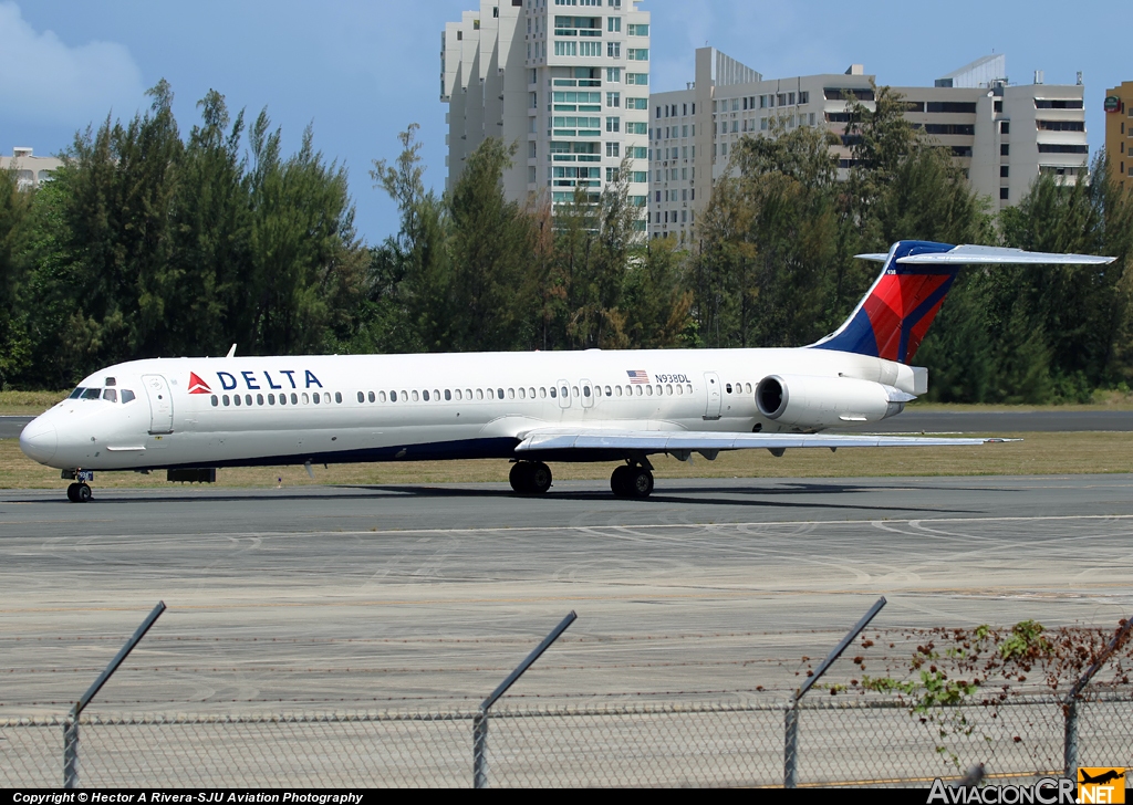 N938DL - McDonnell Douglas MD-88 - Delta Air Lines