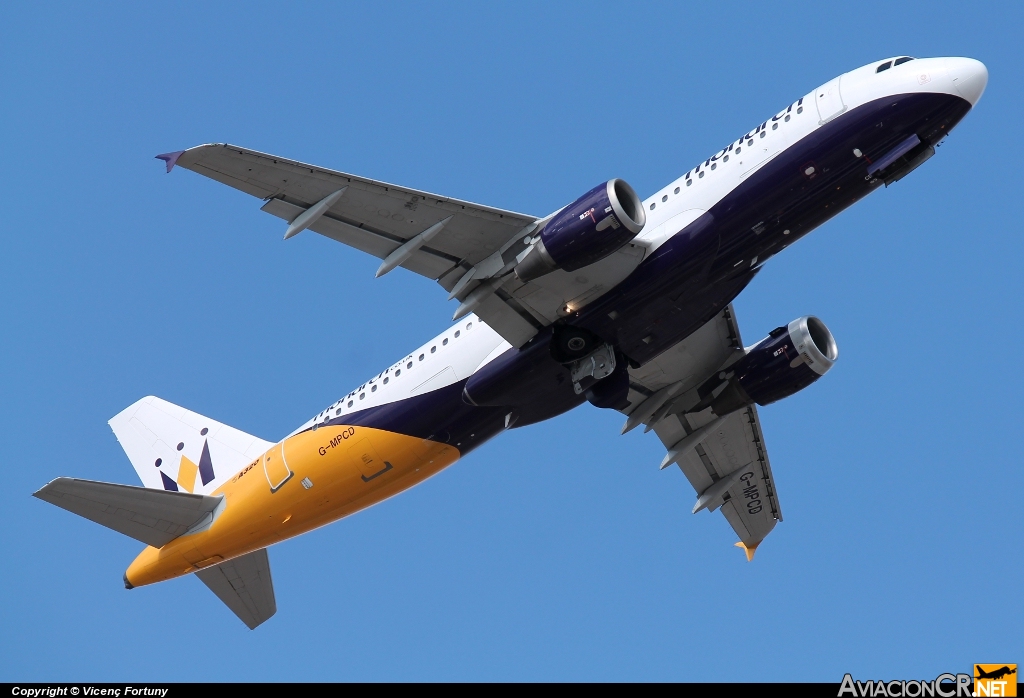 G-MPCD - Airbus A320-212 - Monarch Airlines